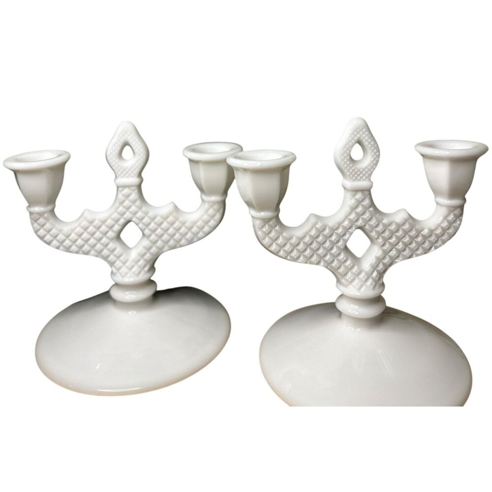 VTG Westmoreland English Hobnail Milk Glass Candelabra Pair Candle Holder Decor‎